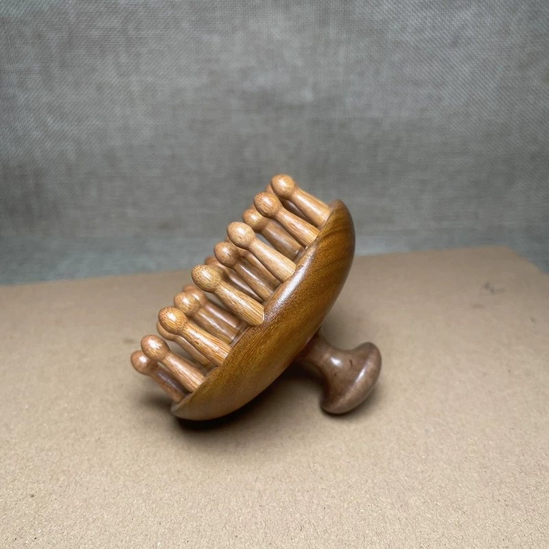 Sandalwood Round Plate Massage Comb